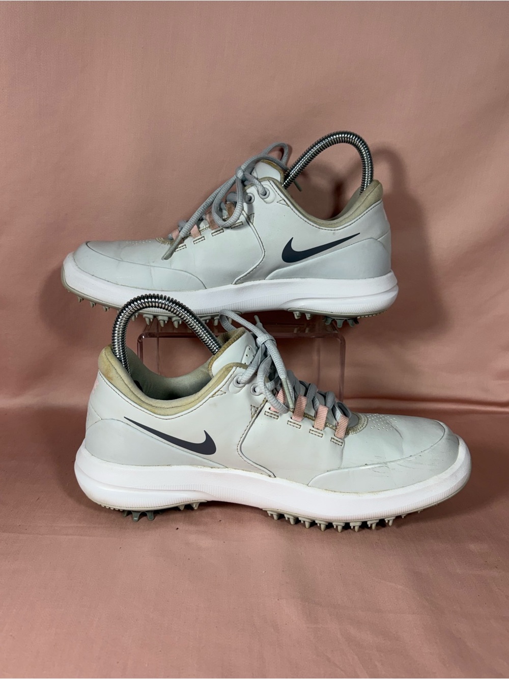 Nike Women's Gray/Pink/White Spiked Zoom Performance Golf Shoes Size 7. 5 - Picture 3 of 16